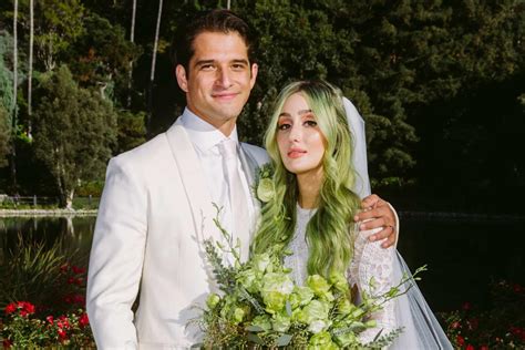 Teen Wolf Star Tyler Posey Marries Singer Phem in Starry。